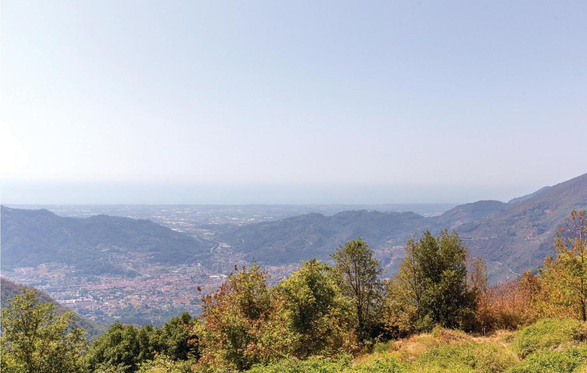 Beautiful Home In Pieve A Elici -Lu- With Kitchen Массароза Экстерьер фото